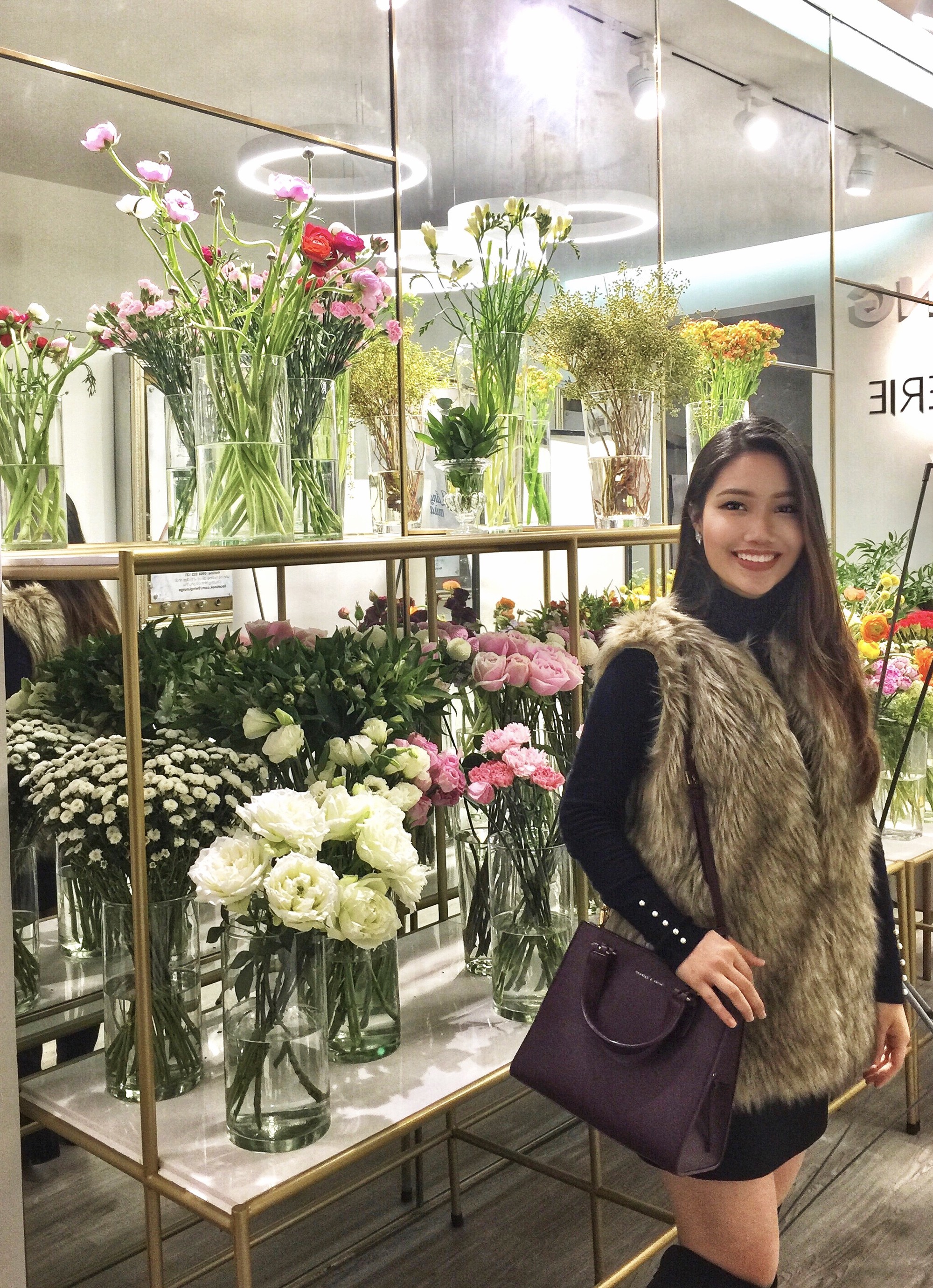 Nữ du học sinh Việt xinh đẹp tại Nhật vừa được ĐH Tokyo trao danh hiệu Nhà lãnh đạo trẻ xuất sắc Nữ du học sinh Việt xinh đẹp tại Nhật vừa được ĐH Tokyo trao danh hiệu Nhà lãnh đạo trẻ xuất sắc
